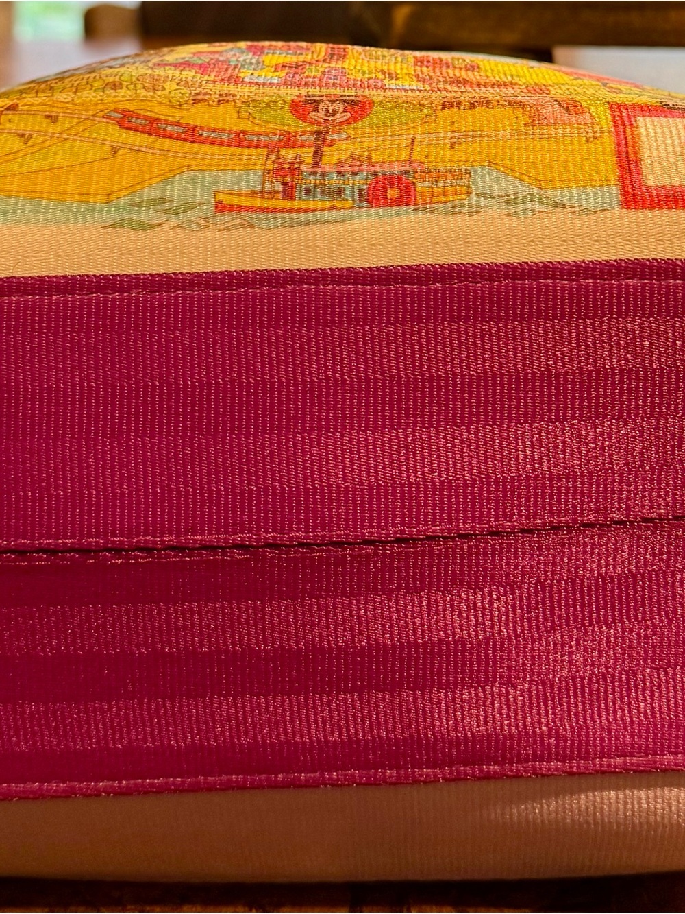 2022 Harveys Disney Parks Magic Kingdom Map Seatbelt Tote from Vault 50th - Picture 9 of 9